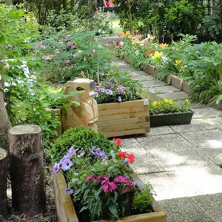 Apartment Garden Studio Chantilly