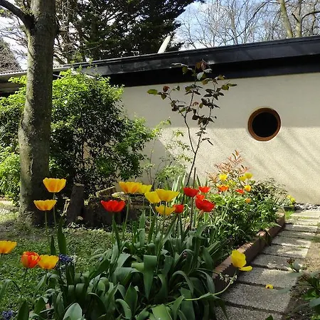 Lägenhet Garden Studio