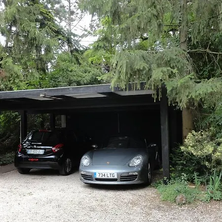 Garden Studio * Chantilly